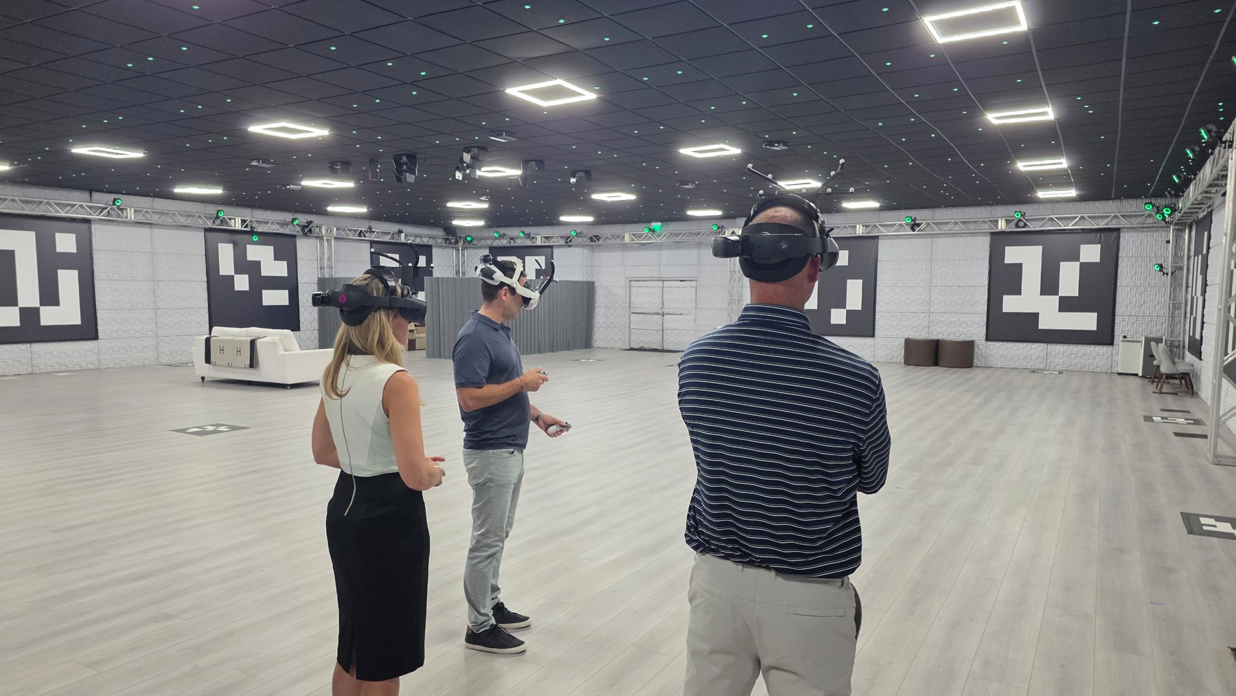Physical Holodeck tour for interior and view